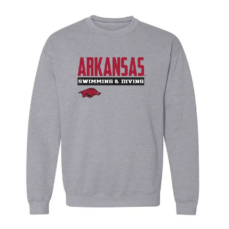 Arkansas - NCAA Women's Swimming & Diving : Isabella Perreira - Classic Fashion Shersey Crewneck Sweatshirt Hoodie with Hem Frayed Vintage Worn Arkansas - NCAA Women's Swimming & Diving : Isabella Perreira - Classic Fashion Shersey Crewneck Sweatshirt Hoodie with Hem Frayed Vintage Worn