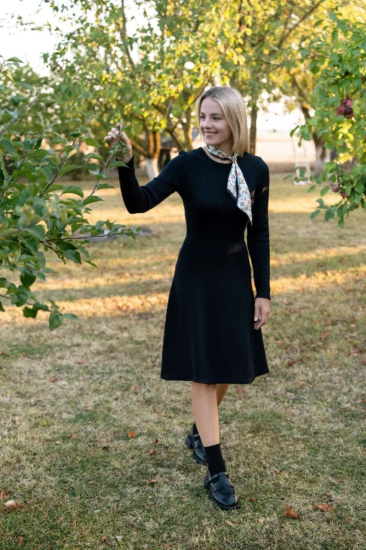 Mini Knitted Merino Wool A-Line Dress Black Tunics Mesh breathable